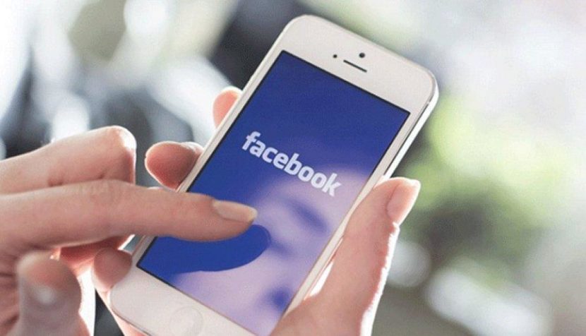 Facebook admite publicaciones privadas “expuestas a errores” de 14 millones de usuarios
